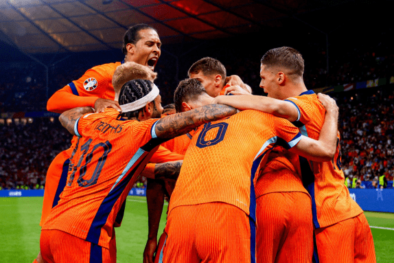 激战升级,揭秘美职男,篮西部分区,米兰体育官网,APP下载,注册领彩金,官方网站,网站入口