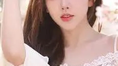 电竞选手双面谈：荣耀背后，学历变退役转行障碍