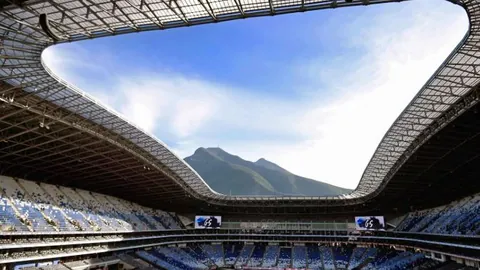 “具俊晔与小S冲突升级，许雅钧揭露大S离世之谜，汪小菲归国引发热议”